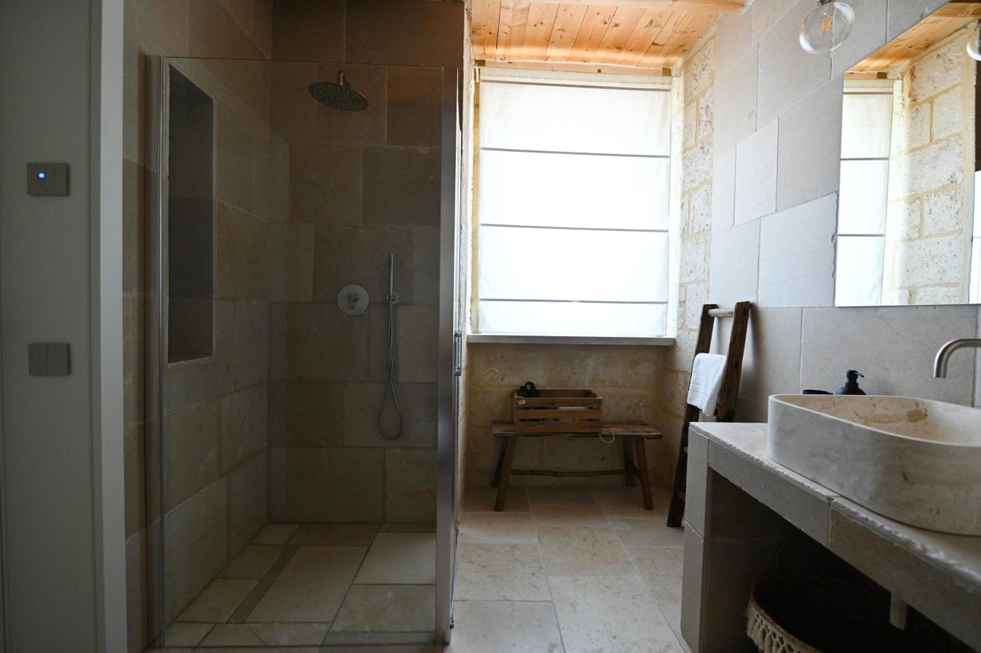 Palazzo Momi Bed & Breakfast บารี ภายนอก รูปภาพ