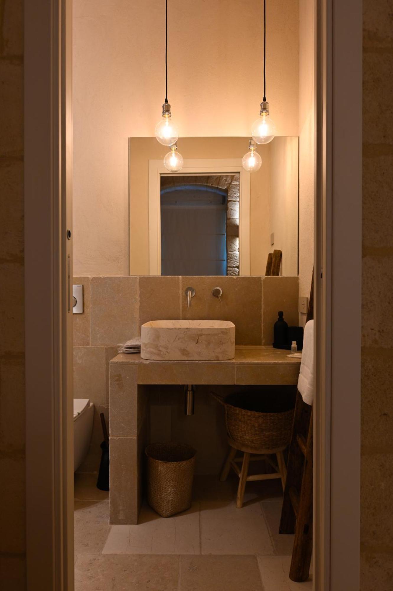 Palazzo Momi Bed & Breakfast บารี ภายนอก รูปภาพ