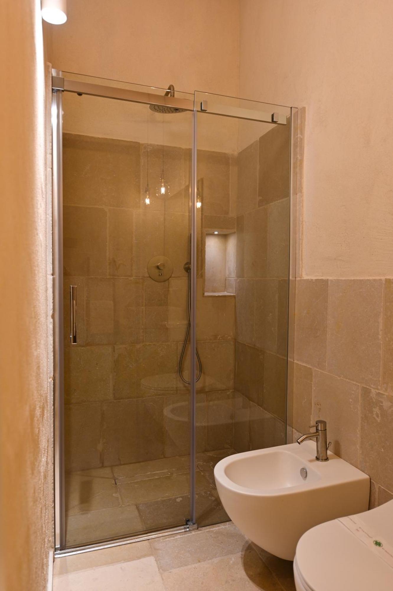 Palazzo Momi Bed & Breakfast บารี ภายนอก รูปภาพ
