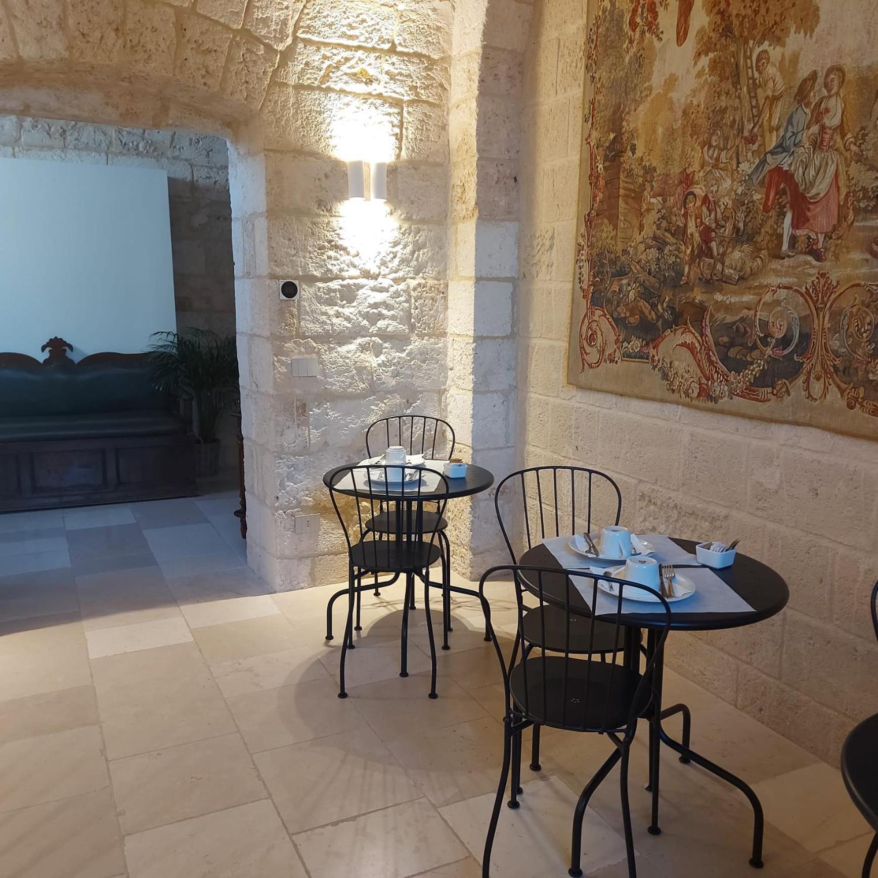 Palazzo Momi Bed & Breakfast บารี ภายนอก รูปภาพ